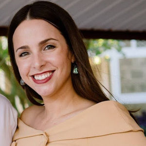 Meet your Posher, Valeria